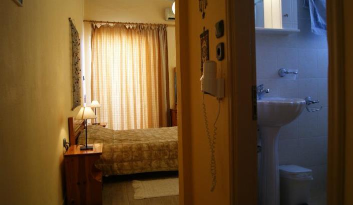 Image No.8-37 Bed Hotel for sale