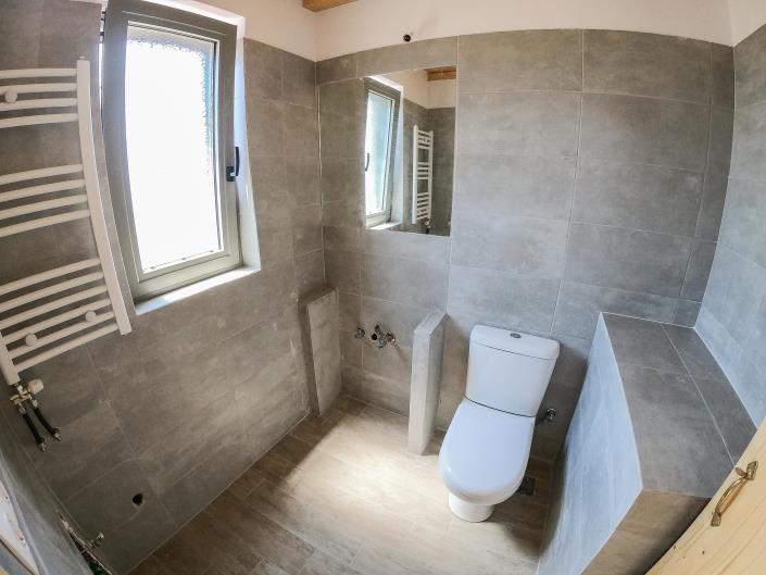 Image No.9-2 Bed House for sale