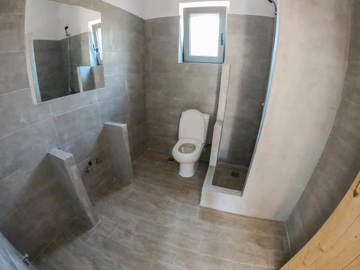 Image No.11-2 Bed House for sale