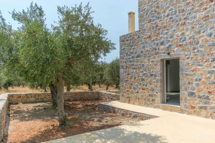 Image No.22-2 Bed House for sale