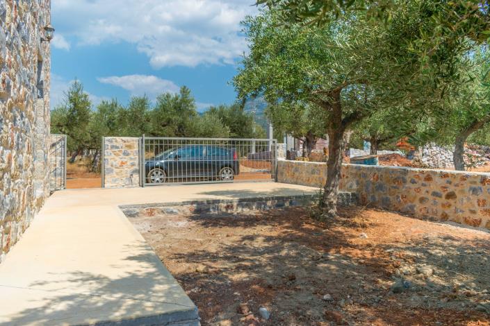 Image No.23-2 Bed House for sale