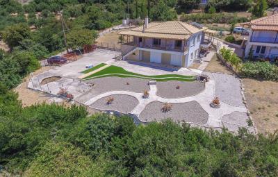 Theochari-Efi--Kyparissia--8-