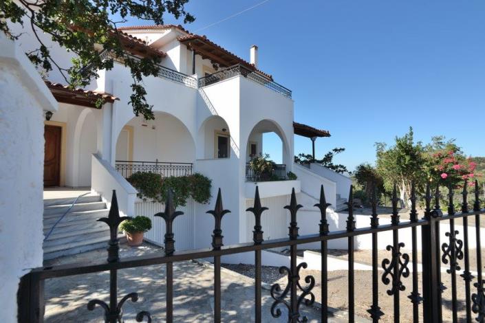 Image No.5-Maison de 6 chambres à vendre à Koroni