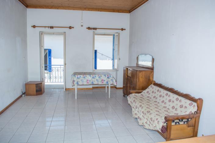 Image No.2-Maison de 2 chambres à vendre à Koroni