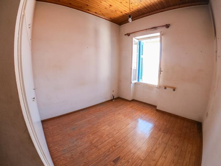 Image No.6-Maison de 2 chambres à vendre à Koroni