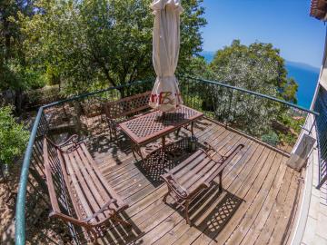 Real-Estate-942--20-