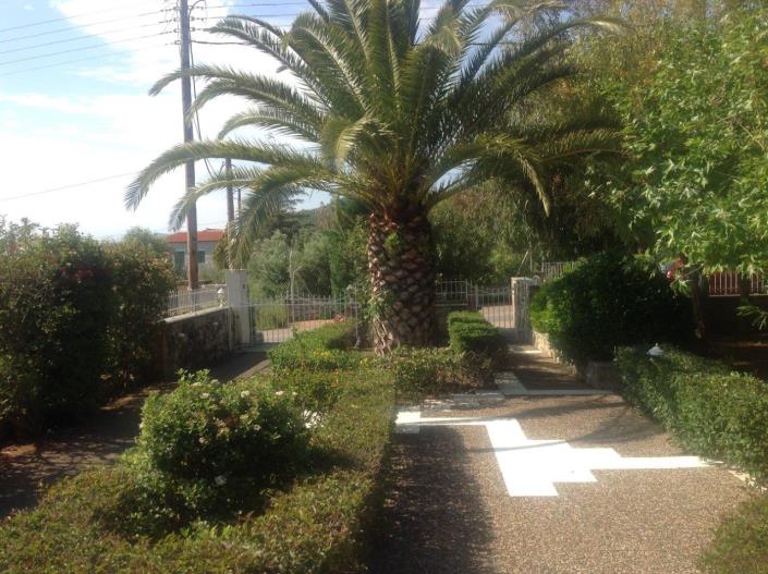 Image No.3-Un hôtel de 6 chambres à vendre à Stoupa