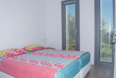 Real-Estate-956--20-