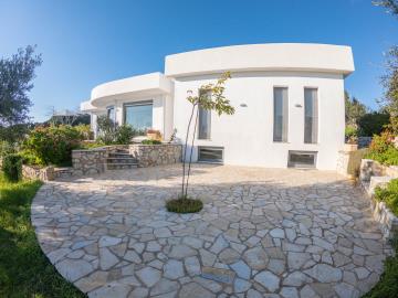 Real-Estate-956--27-