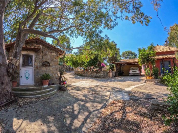 Image No.42-7 Bed Condo for sale