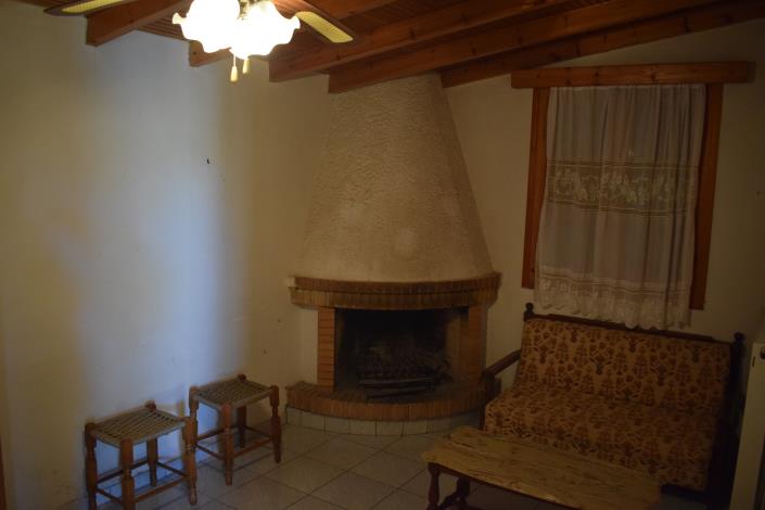 Image No.3-2 Bed Country House for sale