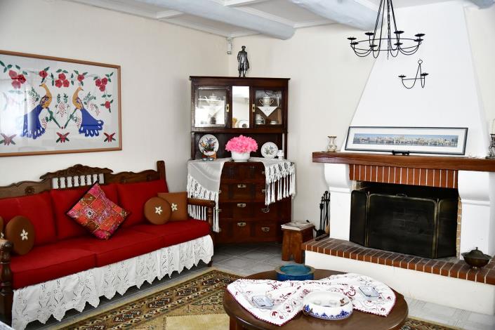 Image No.6-Maison de campagne de 4 chambres à vendre à Pylos