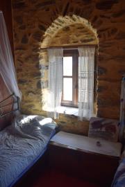 Real-Estate-984--23-