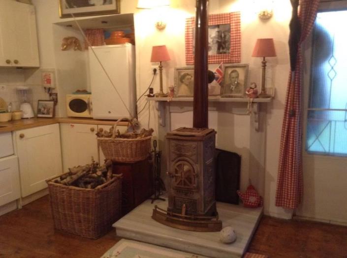 Image No.9-4 Bed Village House for sale