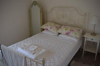 Real-Estate-996--3-