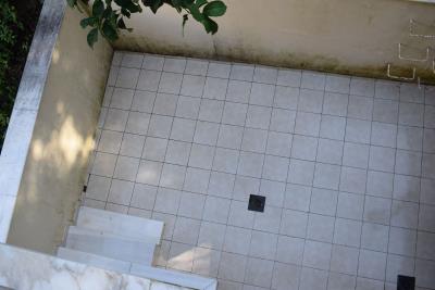 Real-Estate-996--10-