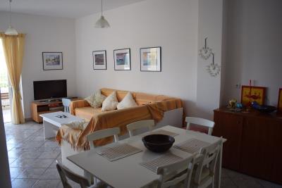 Real-Estate-996--18-