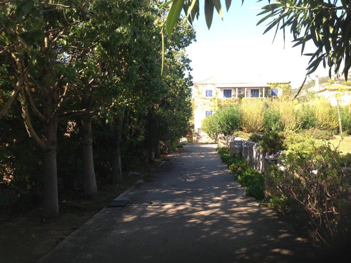 Image No.2-Un hôtel à vendre à Stoupa