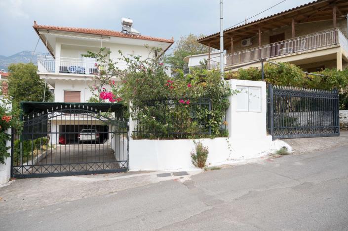 Image No.1-4 Bed House/Villa for sale