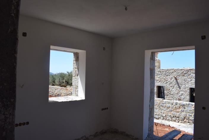 Image No.10-4 Bed Villa for sale