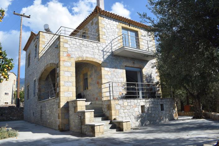 Image No.2-Villa / Détaché de 3 chambres à vendre à Kardamyli