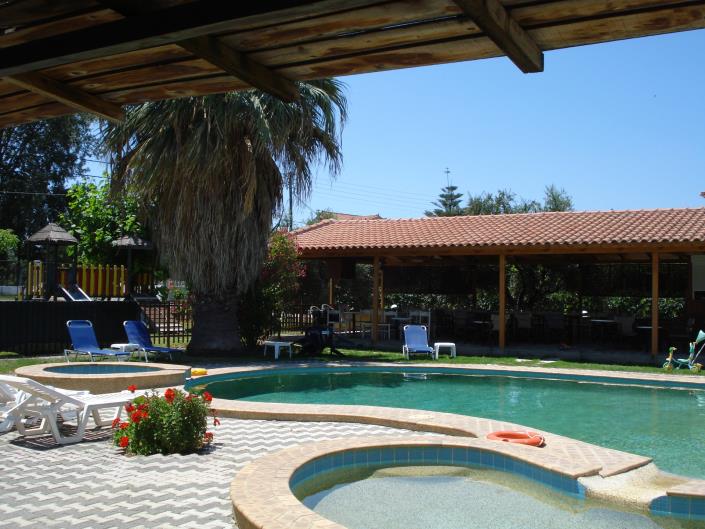 Image No.2-Un hôtel de 10 chambres à vendre à Messinia