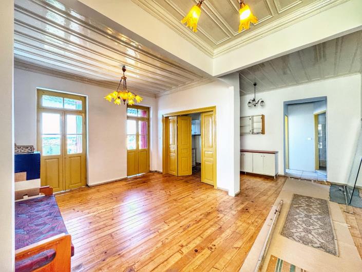 Image No.8-5 Bed Villa / Detached for sale