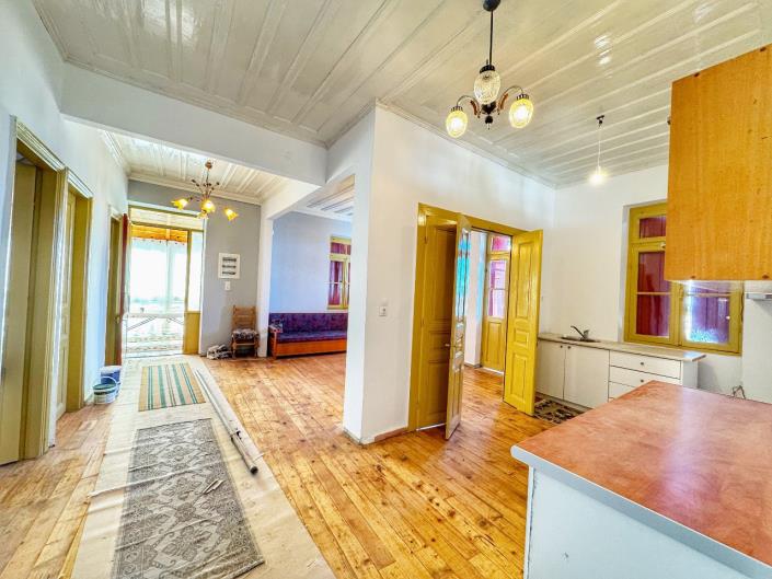 Image No.10-5 Bed Villa / Detached for sale