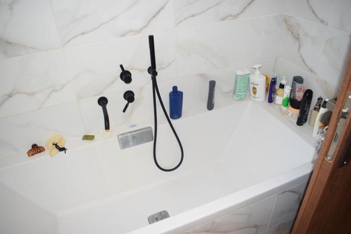 Image No.17-3 Bed Villa / Detached for sale