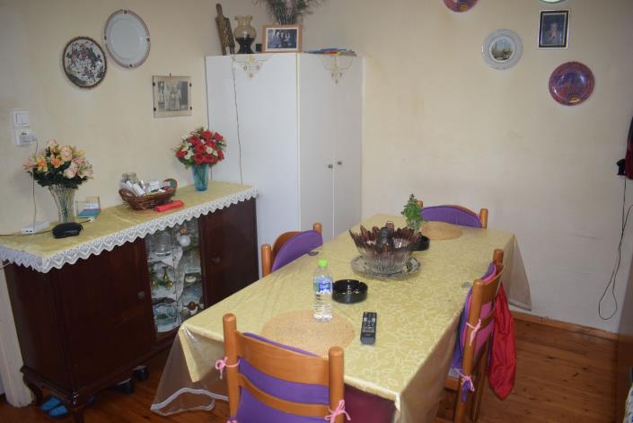 Image No.8-1 Bed House for sale