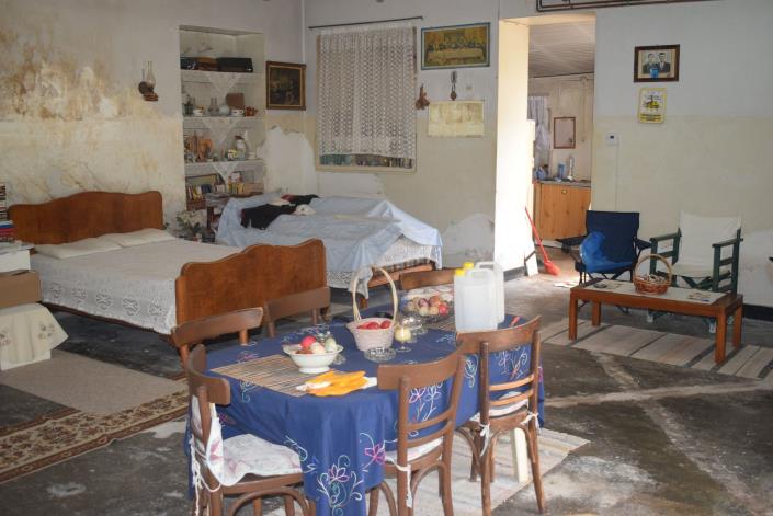 Image No.12-1 Bed House for sale