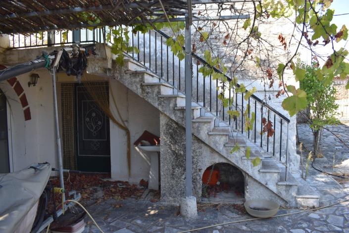 Image No.6-3 Bed House for sale