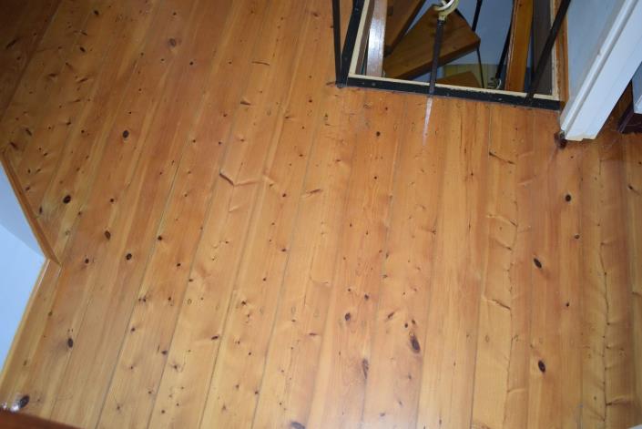 Image No.10-3 Bed House for sale