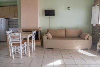 Real-Estate-1072--7-