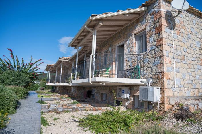 Image No.13-10 Bed Commercial for sale