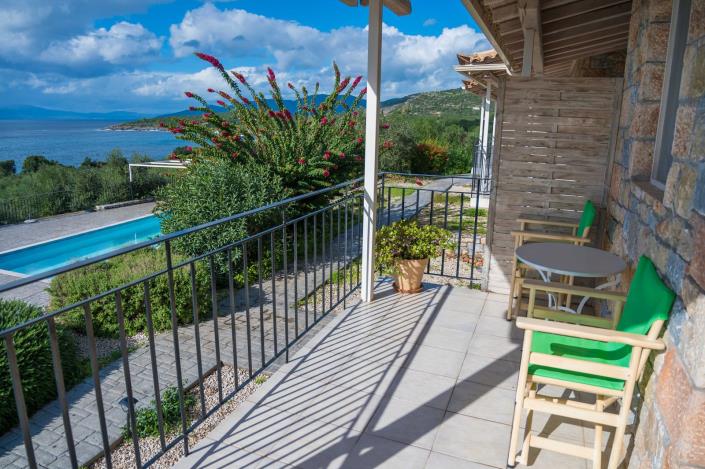 Image No.19-10 Bed Commercial for sale