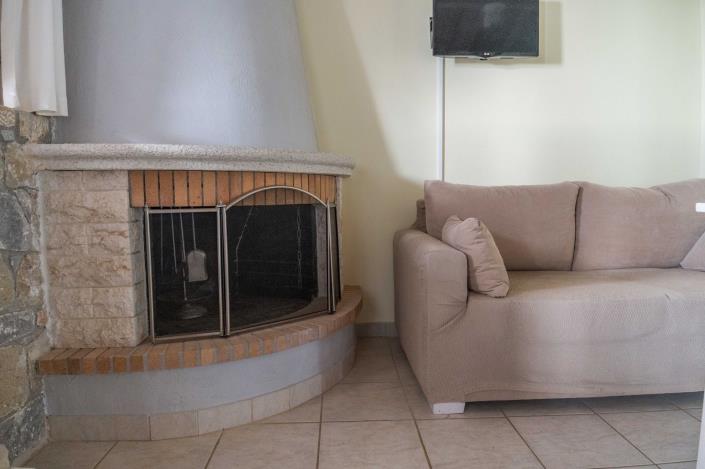 Image No.22-10 Bed Commercial for sale