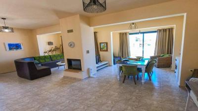 0v-908_Seaview-Villa-for-sale-in-Kefalas-16