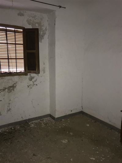 Image No.7-4 Bed Property for sale