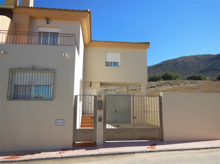 Image No.1-Propriété de 3 chambres à vendre à Moclin