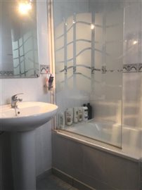 579617-6acfd35a