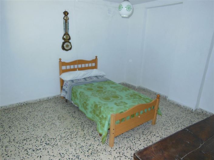 Image No.16-3 Bed Property for sale