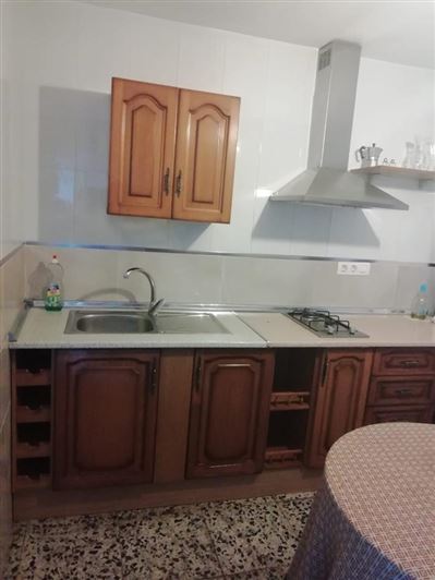 Image No.3-3 Bed Property for sale