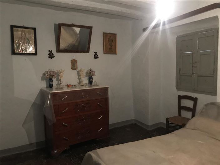 Image No.7-3 Bed Property for sale