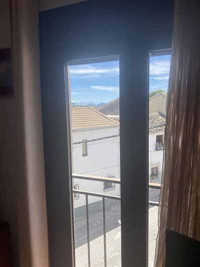 Image No.25-4 Bed Property for sale