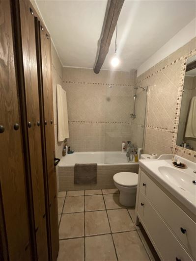 Image No.47-11 Bed Property for sale