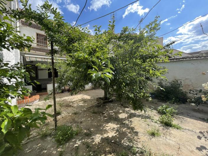 Image No.34-4 Bed Property for sale