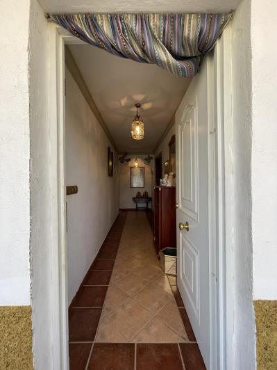 Image No.5-4 Bed Property for sale