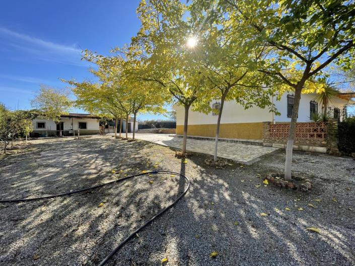 Image No.31-4 Bed Property for sale