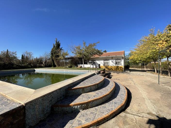 Image No.47-4 Bed Property for sale